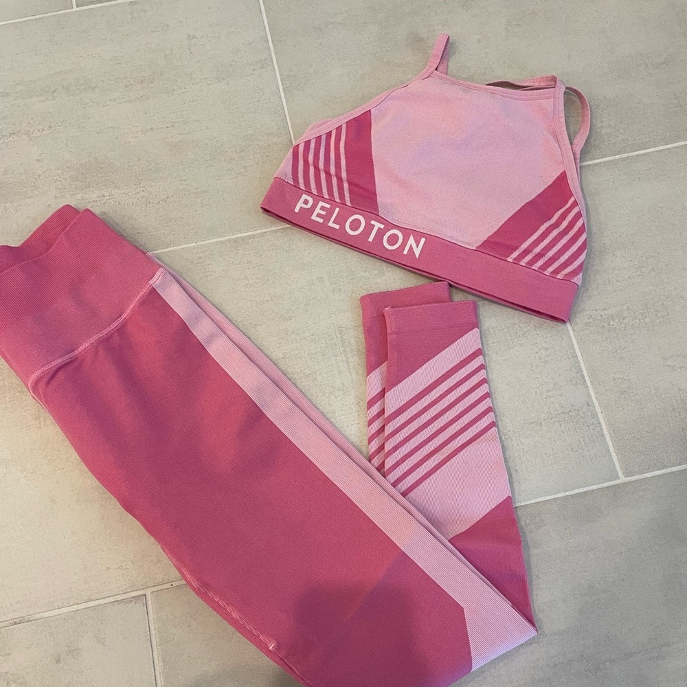 Peloton Pink Ombre Leggings & Sports Bra Set